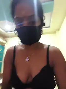 Snapshot of mounika26 chatting on October 28, 2025, 8:46 am mounika26 online show from October 28, 2025, 8:46 am