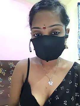 Snapshot of mounika26 chatting on September 26, 2025, 6:31 am mounika26 online show from September 26, 2025, 6:31 am