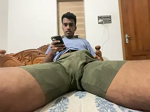 Snapshot of nivedthomas01 chatting on February 12, 2026, 5:45 pm nivedthomas01 online show from February 12, 2026, 5:45 pm