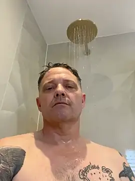 Snapshot of mrlovinhusband chatting on March 20, 2026, 3:02 pm mrlovinhusband online show from March 20, 2026, 3:02 pm