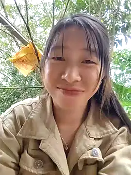 mayly lucky online show from October 8, 2025, 5:09 am