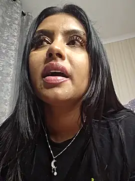 Indian GlowingMiax online show from October 23, 2025, 6:06 pm