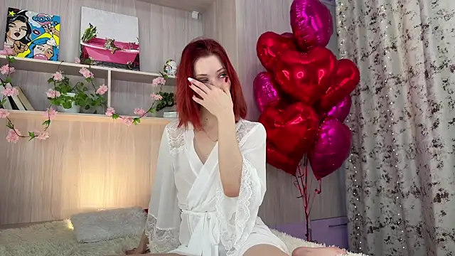 Snapshot of GlaydsLeveto chatting on November 19, 2025, 4:12 am GlaydsLeveto online show from November 19, 2025, 4:12 am