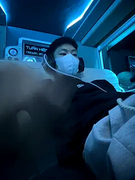 Snapshot of linh21107 chatting on November 10, 2025, 11:26 am linh21107 online show from November 10, 2025, 11:26 am