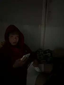 Snapshot of linh21107 chatting on January 6, 2026, 7:40 pm linh21107 online show from January 6, 2026, 7:40 pm