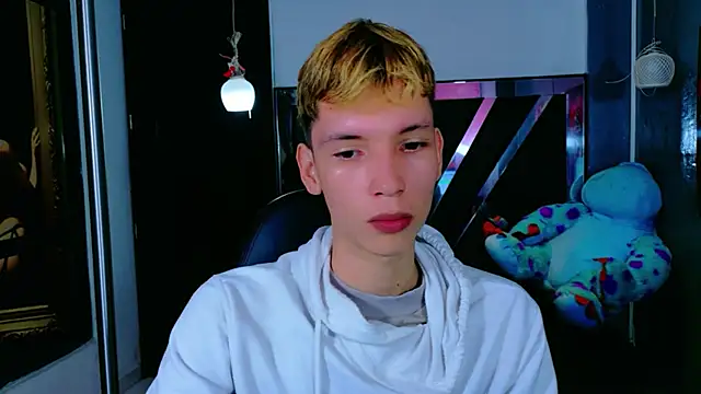 park jimin1 online show from November 28, 2025, 2:17 pm