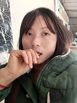 linda bae00 online show from November 26, 2025, 6:35 am