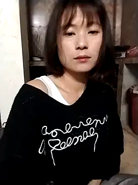 linda bae00 online show from December 5, 2025, 12:32 am