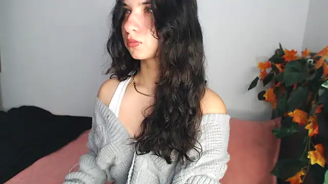   abrill   online show from November 28, 2025, 5:46 pm