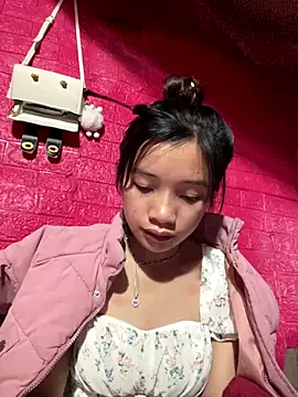 beobeo 2xx online show from December 17, 2025, 3:33 am