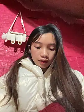 beobeo 2xx online show from December 5, 2025, 4:11 am