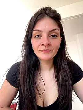 Snapshot of Danielaeliana chatting on September 26, 2025, 6:48 pm Danielaeliana online show from September 26, 2025, 6:48 pm