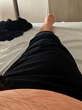 t-dog26 online show from October 29, 2025, 2:05 pm