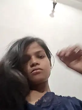 Komal0099 online show from October 28, 2025, 3:07 am