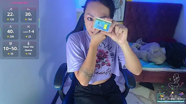 alison moon7 online show from January 14, 2026, 1:59 pm