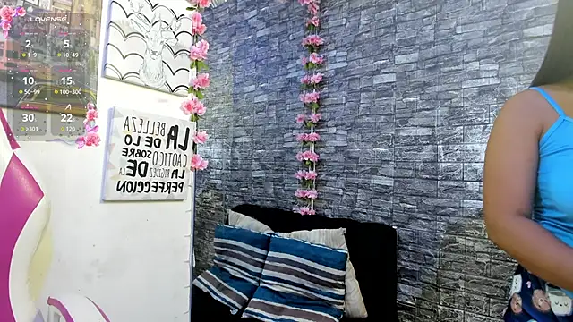 karoll  sex online show from December 18, 2025, 12:53 pm