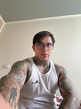 bryfon online show from April 30, 2026, 5:09 pm