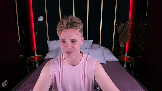 LawrenceMiles online show from October 13, 2025, 10:39 am