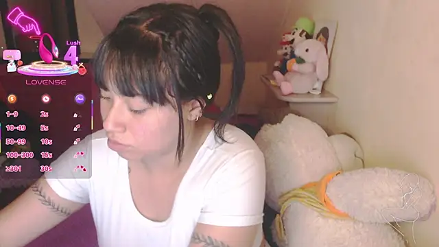 catalina saenz19 online show from November 6, 2025, 2:59 am