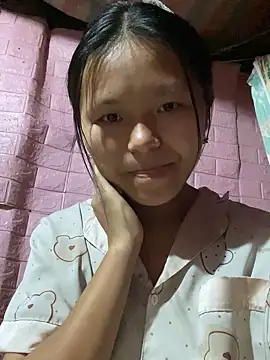 milo bae online show from March 14, 2026, 11:44 pm