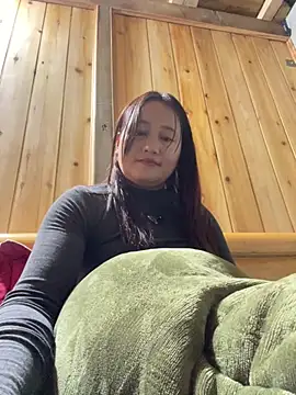 phungtiti online show from February 17, 2026, 1:47 am