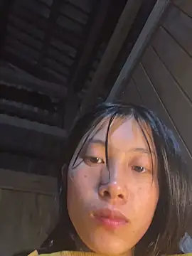 EmLy02 online show from March 13, 2026, 10:42 am