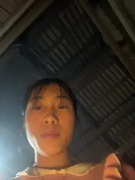 Snapshot of EmLy02 chatting on February 12, 2026, 11:10 am EmLy02 online show from February 12, 2026, 11:10 am