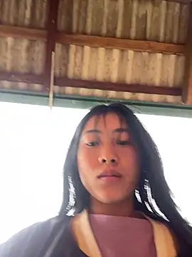 Snapshot of EmLy02 chatting on February 25, 2026, 4:23 am EmLy02 online show from February 25, 2026, 4:23 am