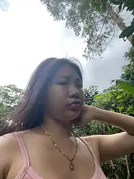 Miumieu online show from October 1, 2025, 7:24 am