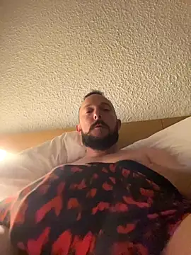 Snapshot of AZOPMOB18999 chatting on October 15, 2025, 11:57 pm AZOPMOB18999 online show from October 15, 2025, 11:57 pm