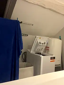 Snapshot of AZOPMOB18999 chatting on November 27, 2025, 5:13 pm AZOPMOB18999 online show from November 27, 2025, 5:13 pm