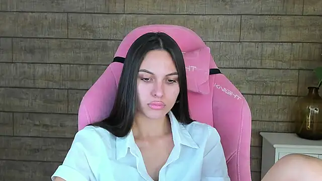 AlisaVersailles online show from October 12, 2025, 4:08 pm