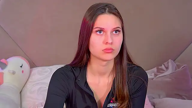 AlisaVersailles online show from November 21, 2025, 4:28 pm