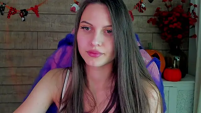 AlisaVersailles online show from November 2, 2025, 4:34 pm