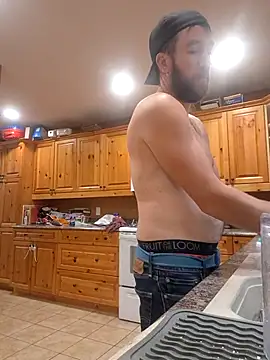 Snapshot of Dillybar41 chatting on November 6, 2025, 8:24 pm Dillybar41 online show from November 6, 2025, 8:24 pm