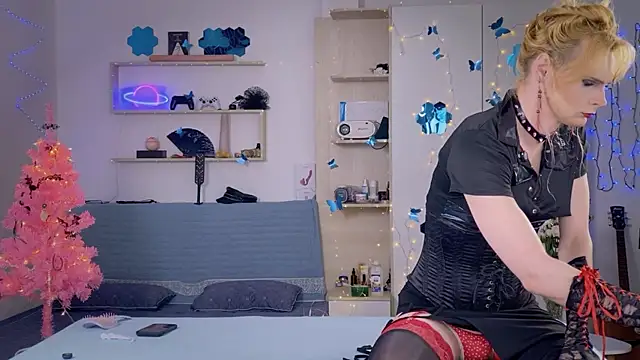 LolaSpaisTS online show from January 10, 2026, 8:53 am