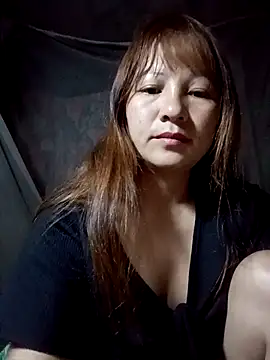 Snapshot of Mini3333 chatting on February 24, 2026, 10:21 pm Mini3333 online show from February 24, 2026, 10:21 pm