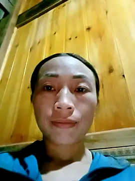 lucybaby00 online show from October 9, 2025, 10:38 am