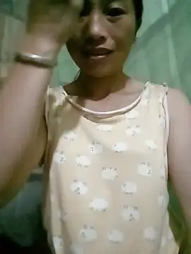 lucybaby00 online show from July 2, 2026, 10:38 pm