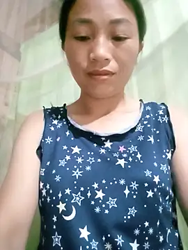 lucybaby00 online show from July 7, 2026, 10:46 pm