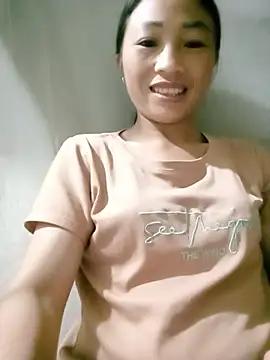 lucybaby00 online show from July 31, 2026, 10:29 pm