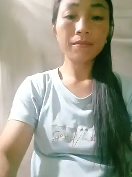 lucybaby00 online show from August 1, 2026, 2:37 pm
