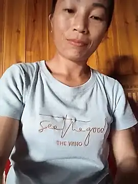 lucybaby00 online show from July 24, 2026, 10:55 am