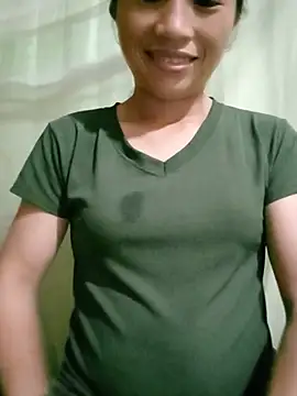 lucybaby00 online show from June 20, 2026, 9:42 pm