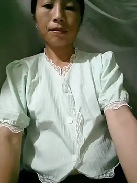 lucybaby00 online show from July 9, 2026, 5:19 am