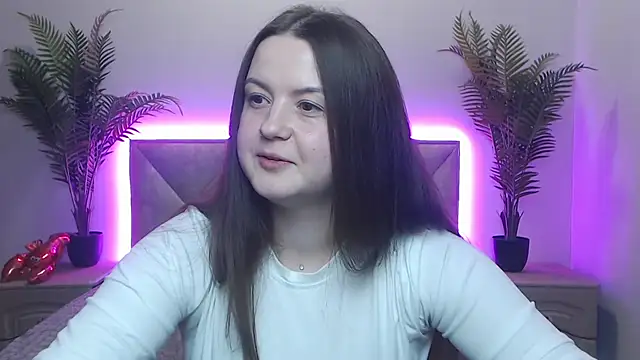 MavkaCute online show from October 10, 2025, 6:20 pm