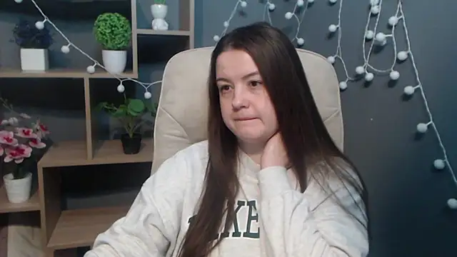 MavkaCute online show from January 18, 2026, 7:28 pm