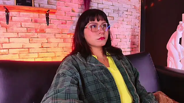 kitty malach online show from April 5, 2026, 3:02 am