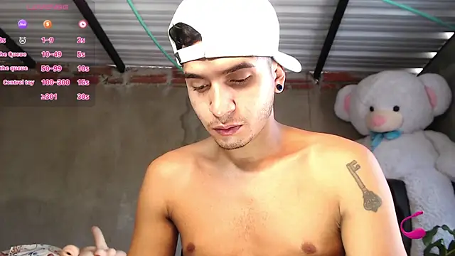 Angel latinboy online show from May 15, 2026, 3:10 pm