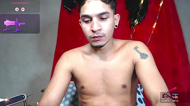 Snapshot of Angel_latinboy chatting on June 4, 2026, 8:57 pm Angel latinboy online show from June 4, 2026, 8:57 pm